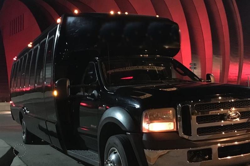 Party Bus Kansas City, MO 